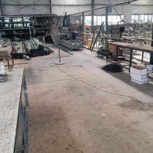 門窗制作加工服務(wù)，專業(yè)團(tuán)隊(duì)承接家裝與工程門窗，歡迎合作洽談